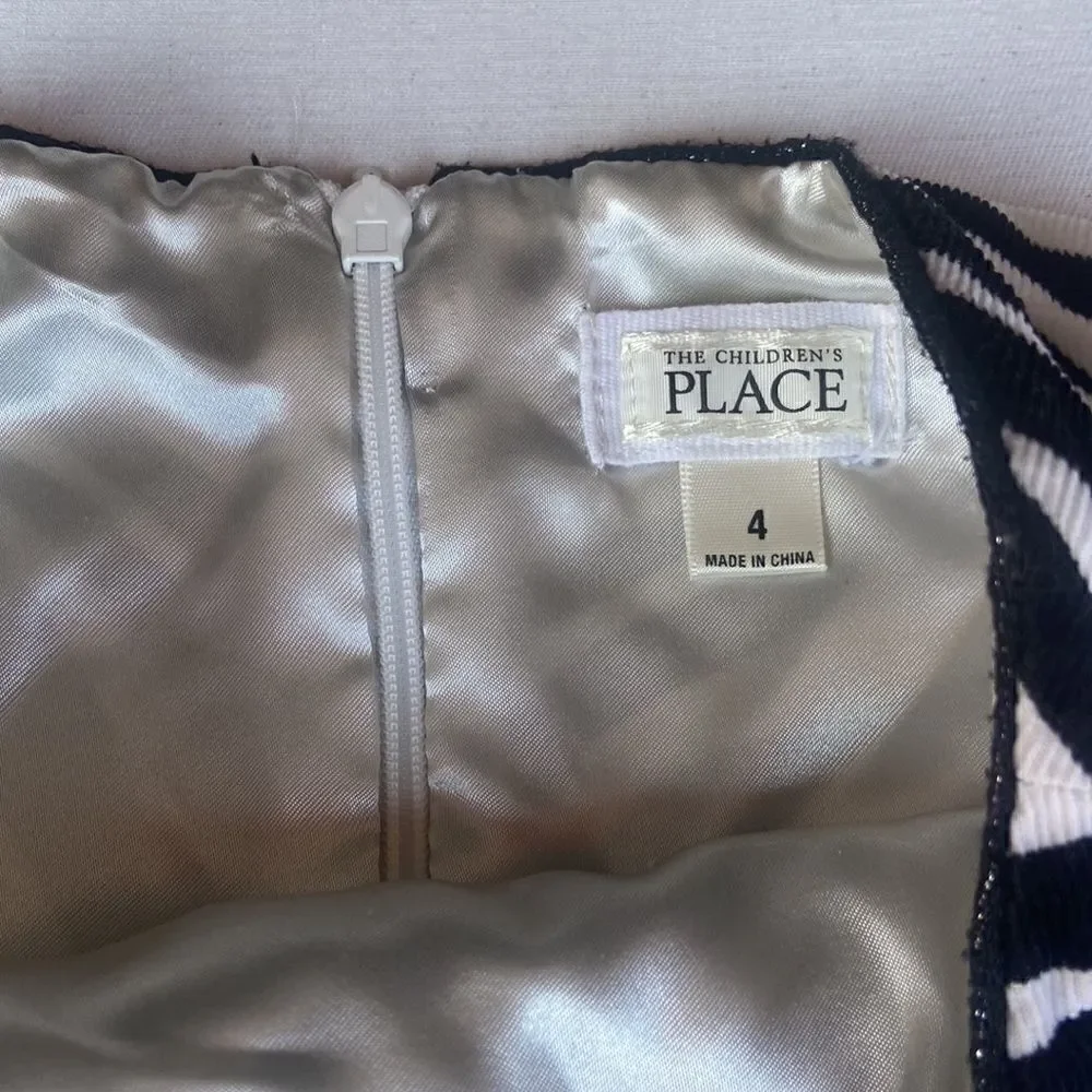 The Childrens Place TCP Girls Sz 4 Corduroy Zebra Dress Ruffle Front Shift - Picture 4 of 5